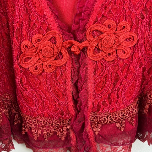 PRETTY ANGEL Gorgeous Red Gypsy Goth Boho Lace One Button Ruffle Top / Size XL - Picture 3 of 16